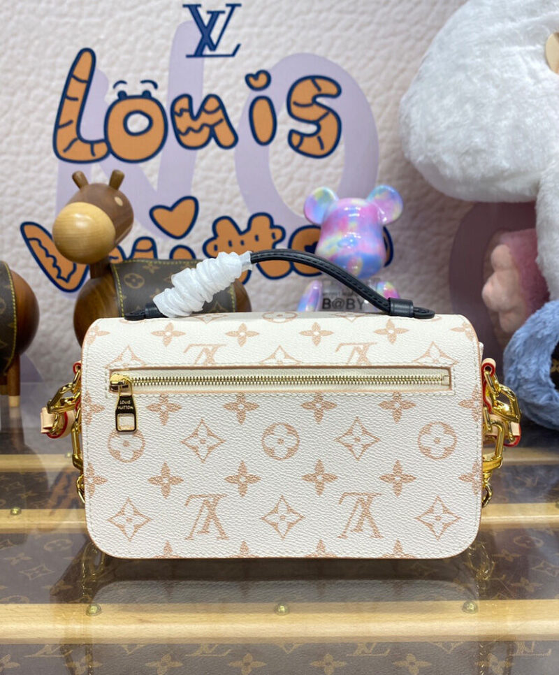 Louis Vuitton Pochette Metis East West M46914 Cream